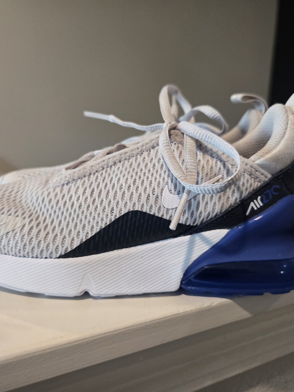 Nike Kids' Air Max 270 Size 1 Lightweight Mesh Sneaker - White/Blue